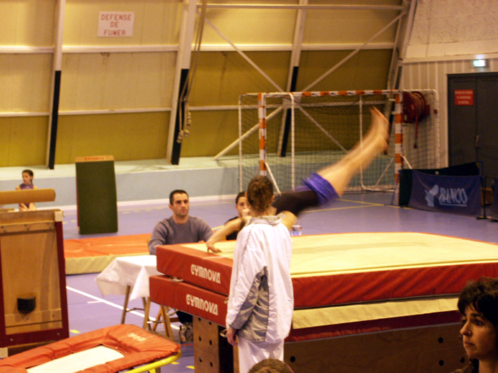 2006-01 gym cor 004.jpg - DCF 1.0